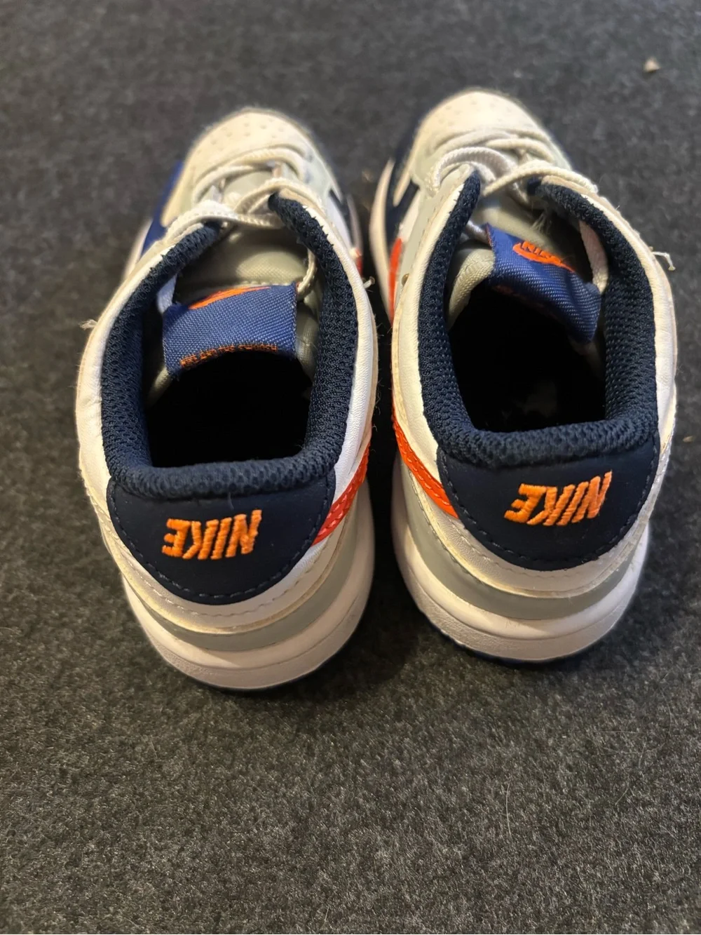 Nike Kids Low-Top Sneakers in White, Orange & Blue - Picture 5 of 6